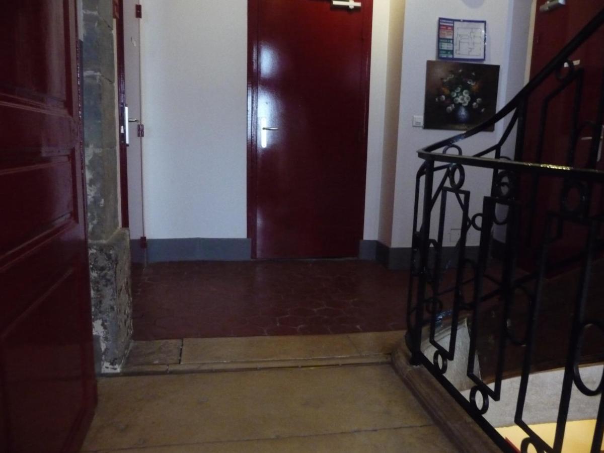 Hotel Du Commerce Semur-en-Auxois Rom bilde