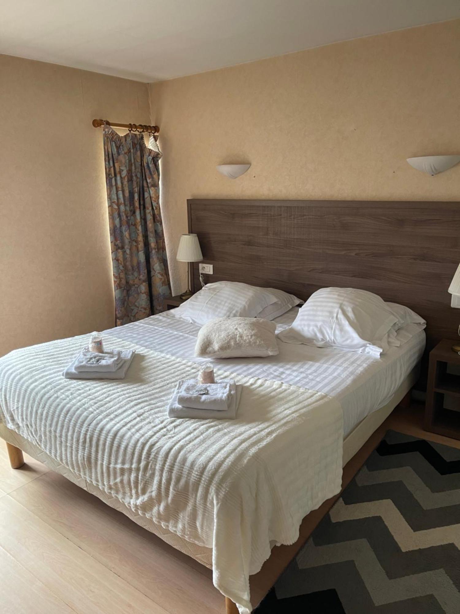 Hotel Du Commerce Semur-en-Auxois Eksteriør bilde