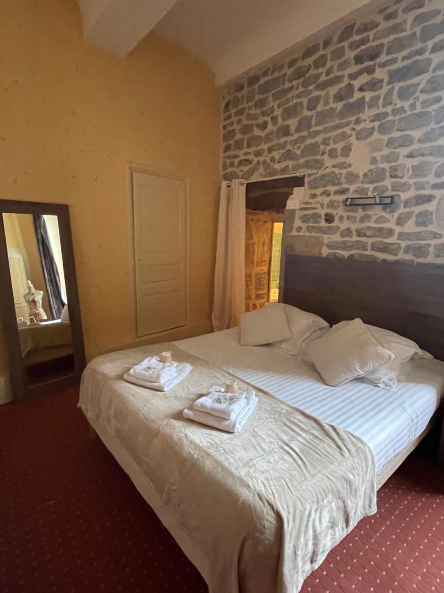 Hotel Du Commerce Semur-en-Auxois Eksteriør bilde